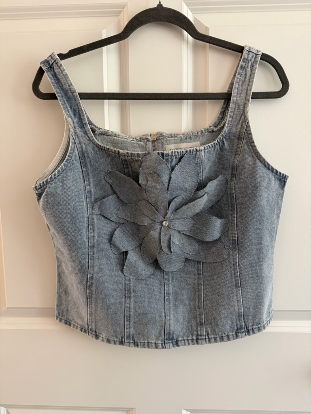 Denim Floral Applique Crop Tank Top - Light Blue